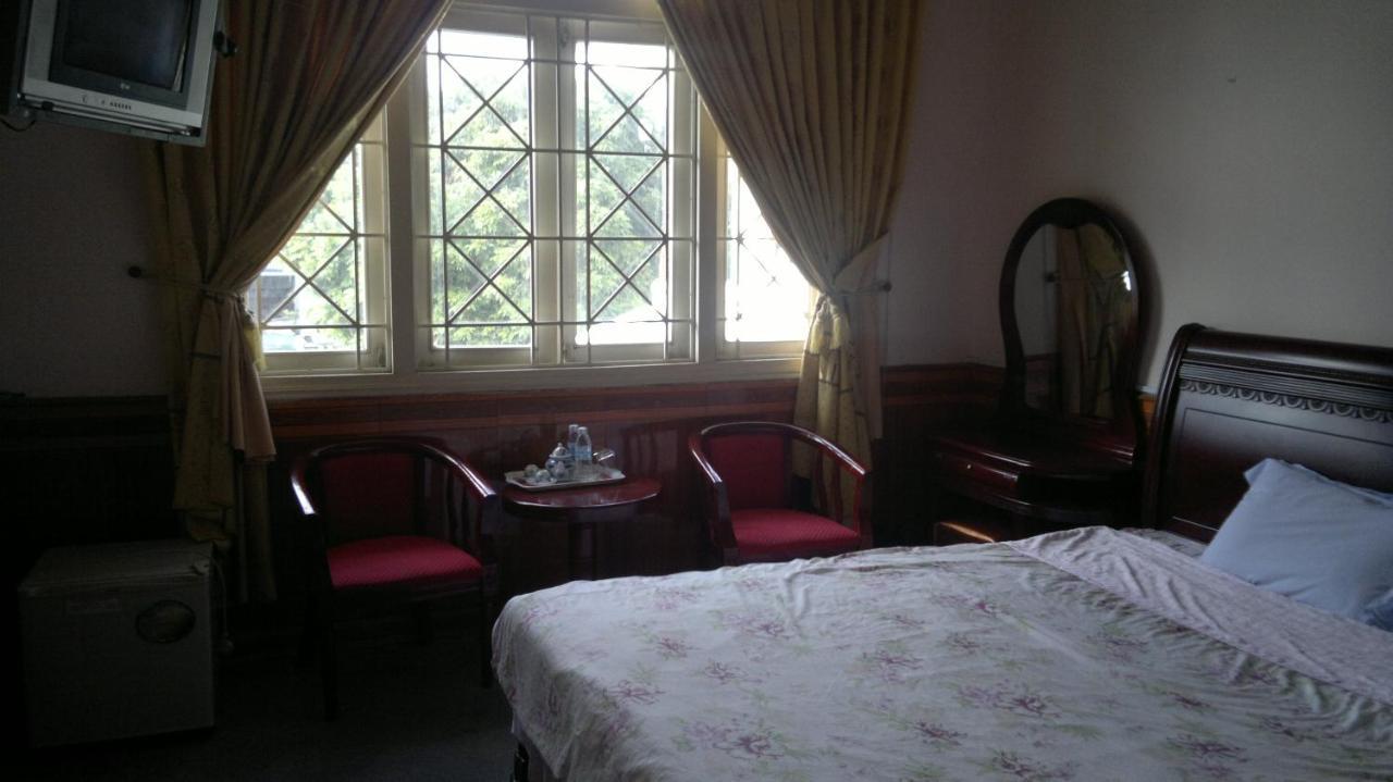 Hue Railway Hotel Exteriör bild